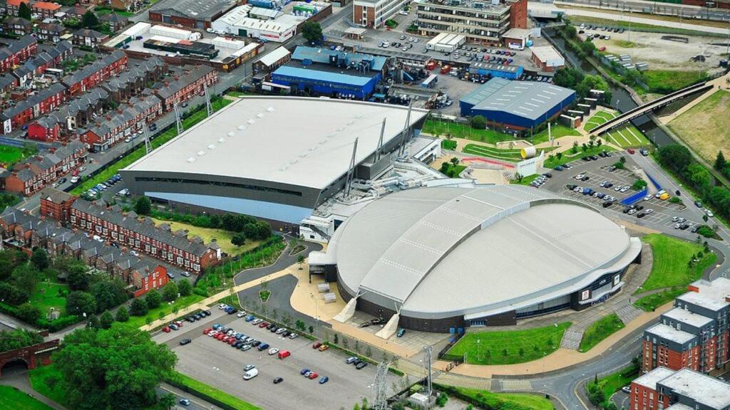 Royal Rooms At Coop Live Etihad, Sports City Manchester Buitenkant foto